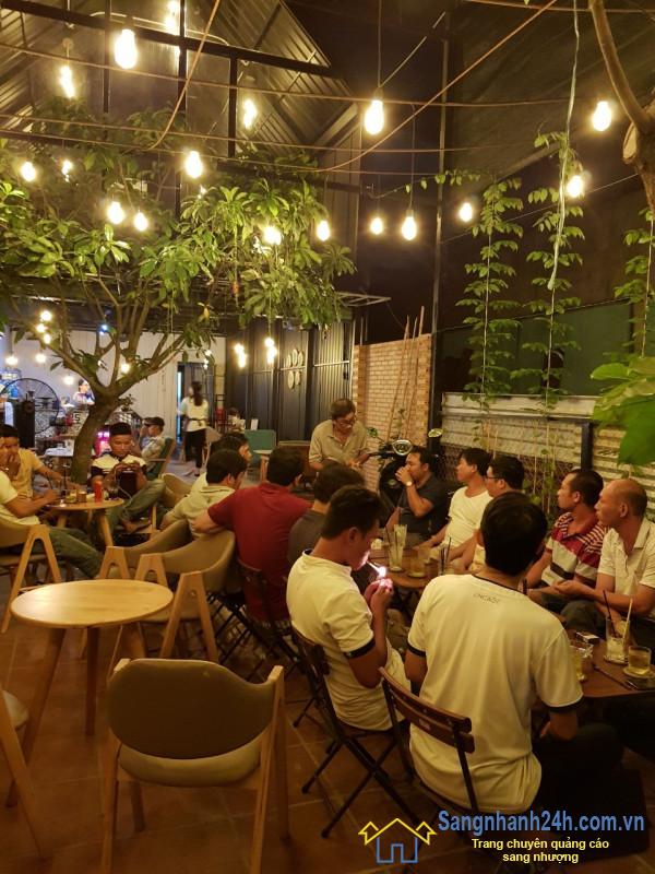 Sang quán cafe