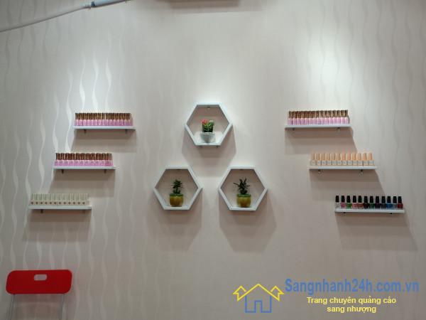 Sang tiệm tóc - nail
