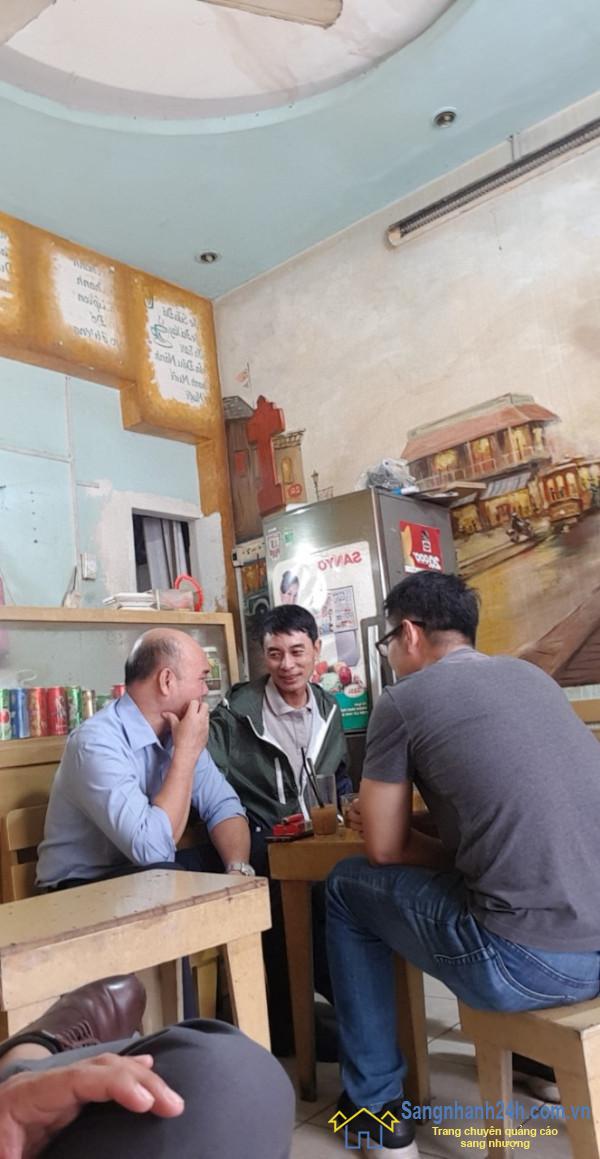 Sang quán cafe