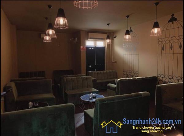 Sang quán cafe