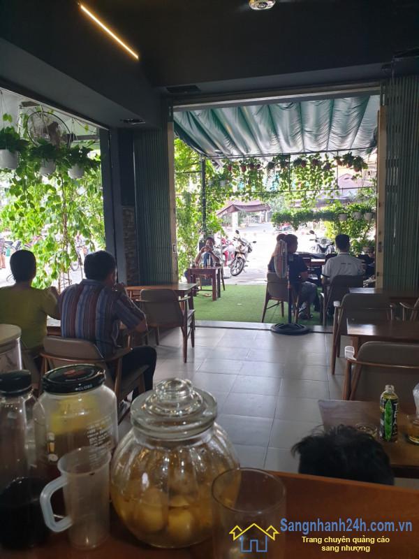 Sang quán cafe