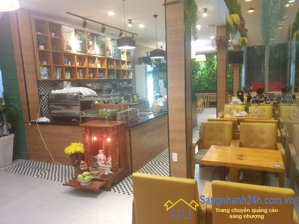 Sang quán cafe