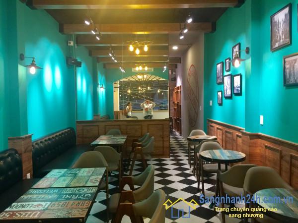 Sang quán cafe