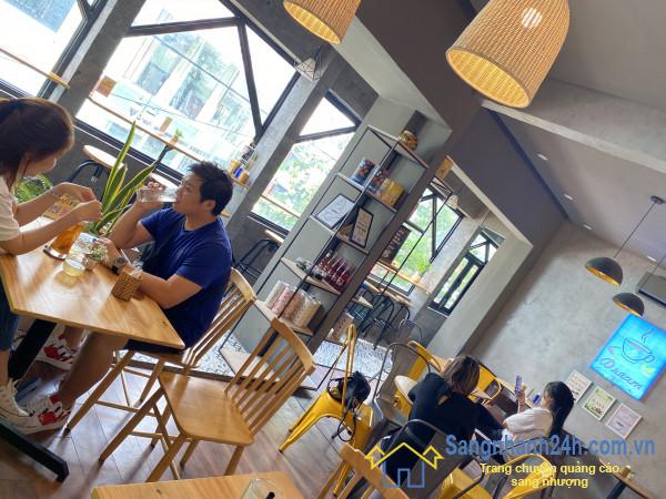 Sang quán cafe