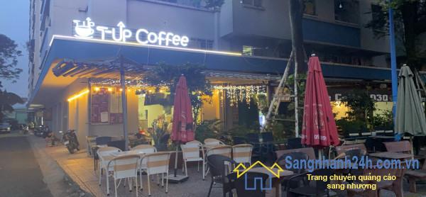 Sang quán cafe nằm ở chung cư Besco An Sương, đường Song Hành, phường Trung Mỹ Tây, quận 12.