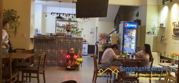 Sang quán cafe