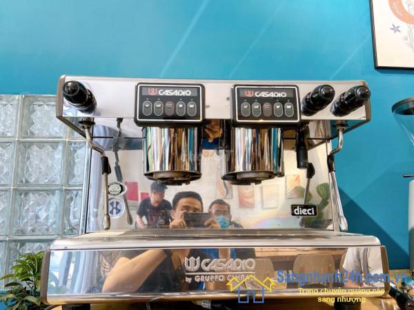 Sang quán cafe