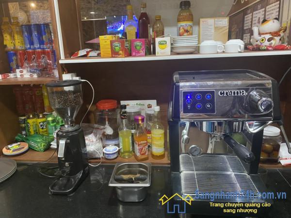 Sang quán cafe