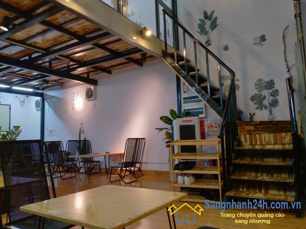 Sang quán cafe