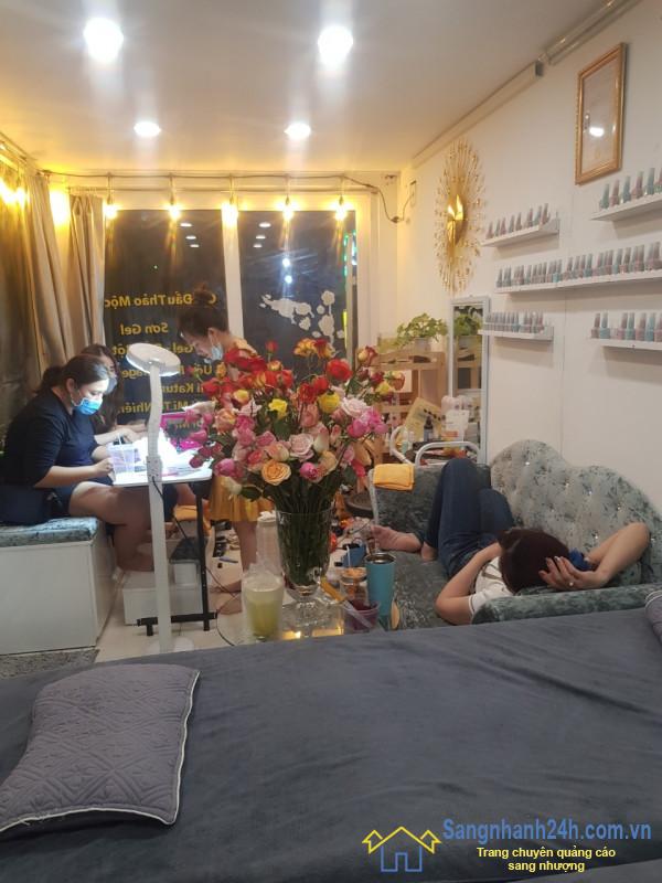 Sang tiệm tóc - nail