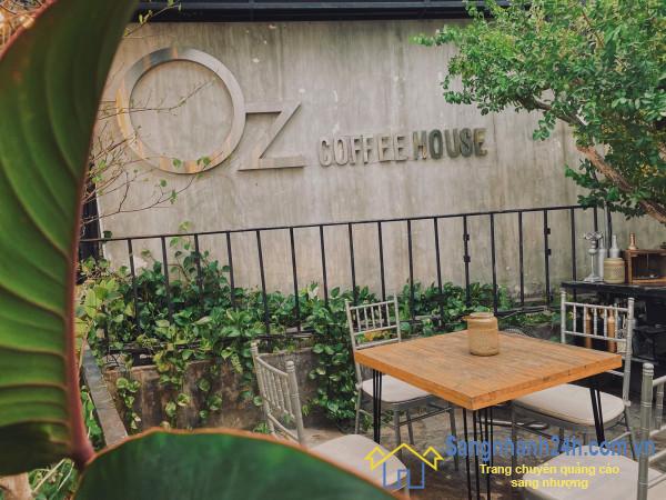 Sang quán cafe