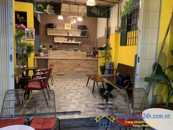 Sang quán cafe