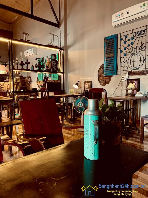 Sang quán cafe