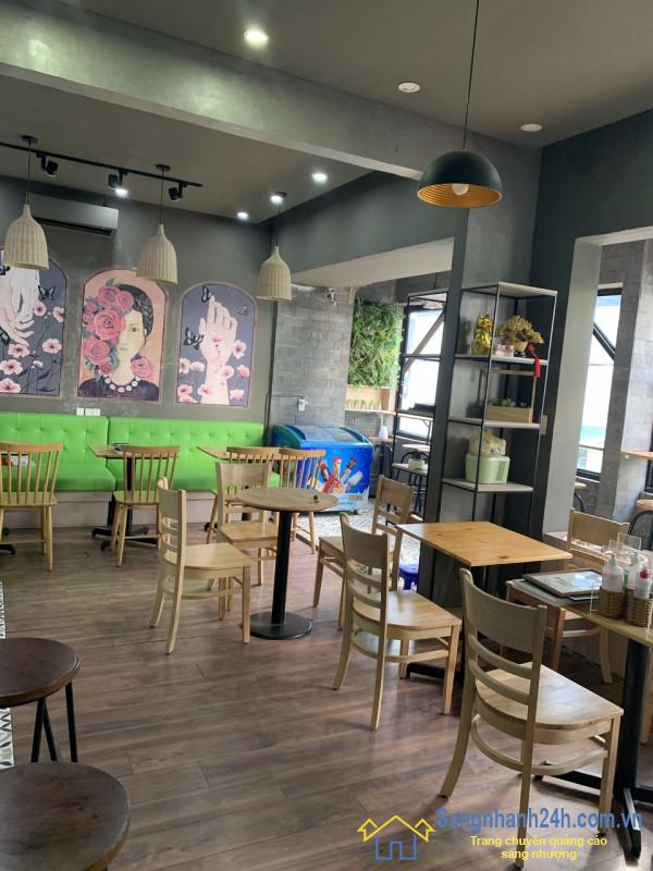 Sang quán cafe
