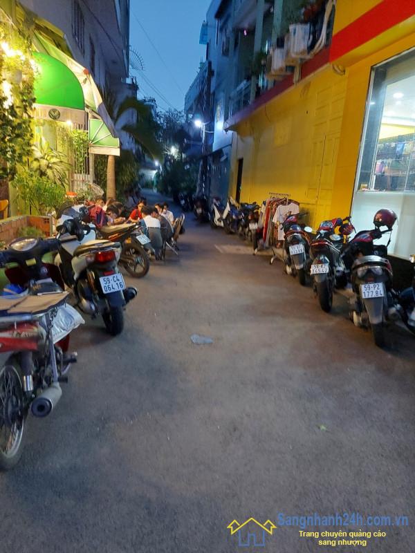 Sang quán cafe
