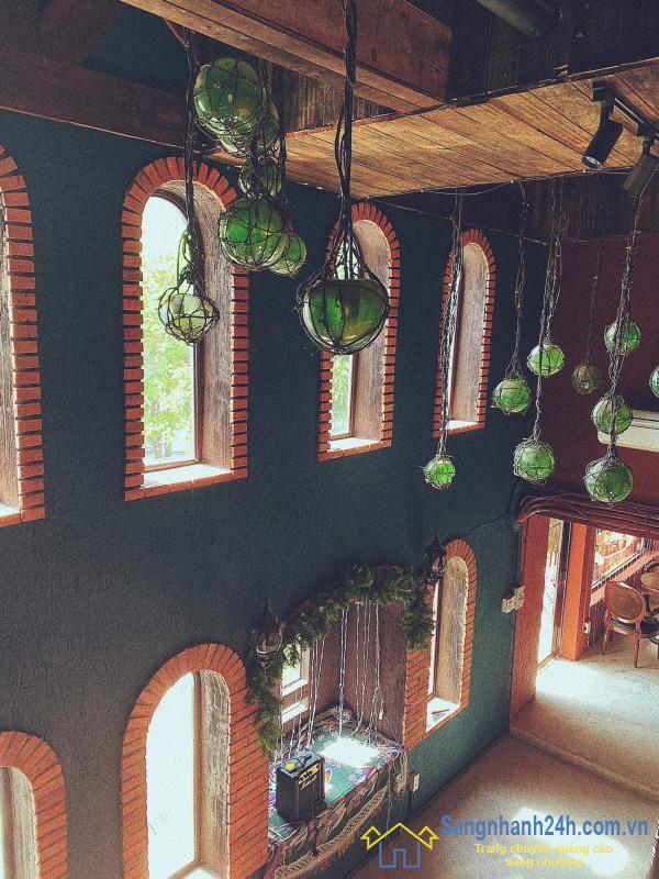 Sang quán cafe