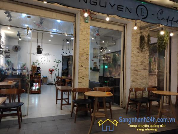 Sang quán cafe