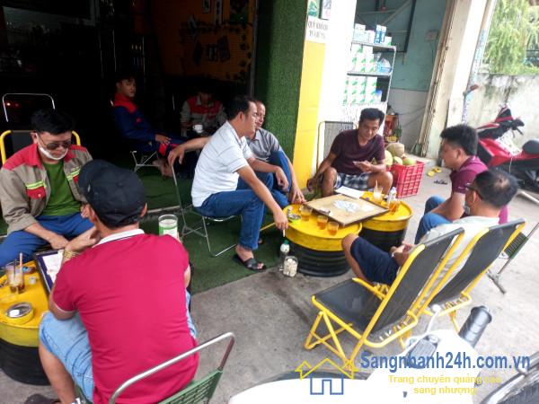 Sang quán cafe