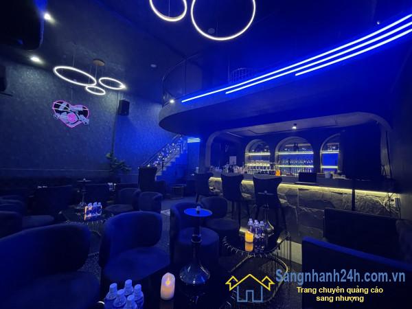 Sang quán cafe