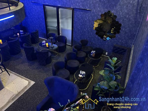 Sang quán cafe