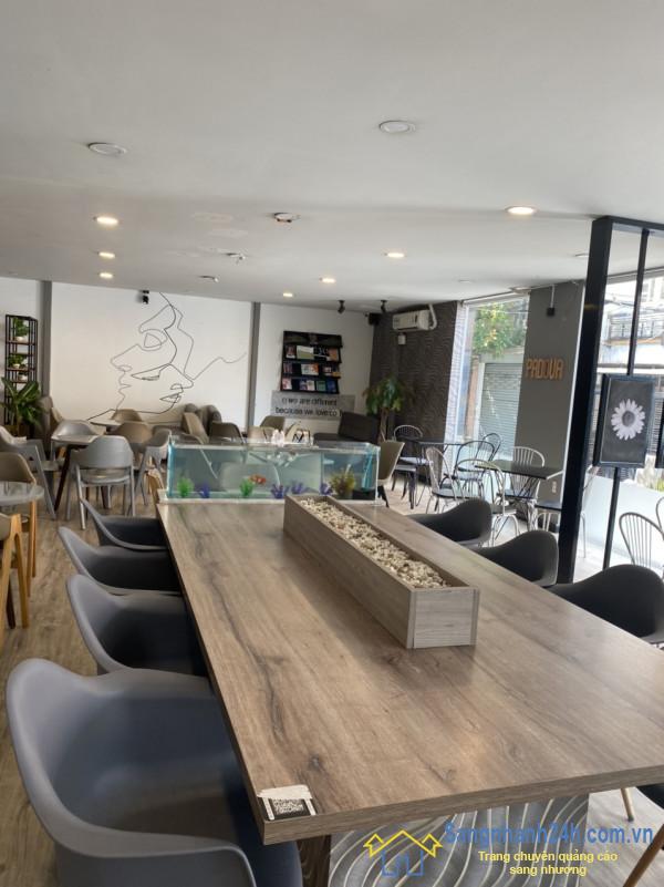 Sang quán cafe