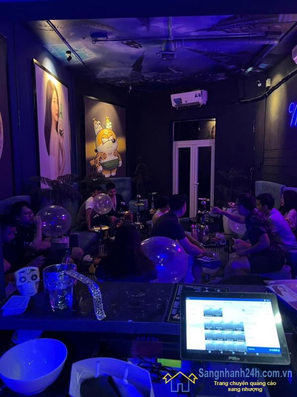 Sang quán cafe