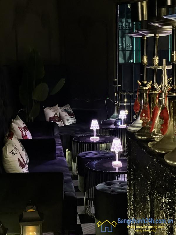 Sang quán cafe