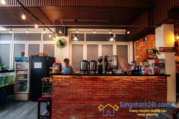 Sang quán cafe