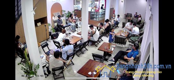 Sang quán cafe