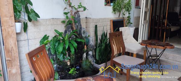 Sang quán cafe