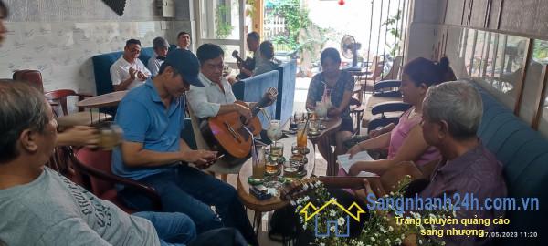 Sang quán cafe