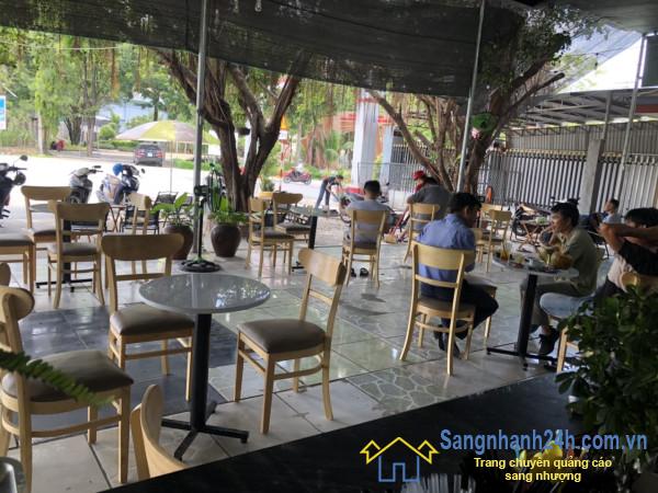 Sang quán cafe
