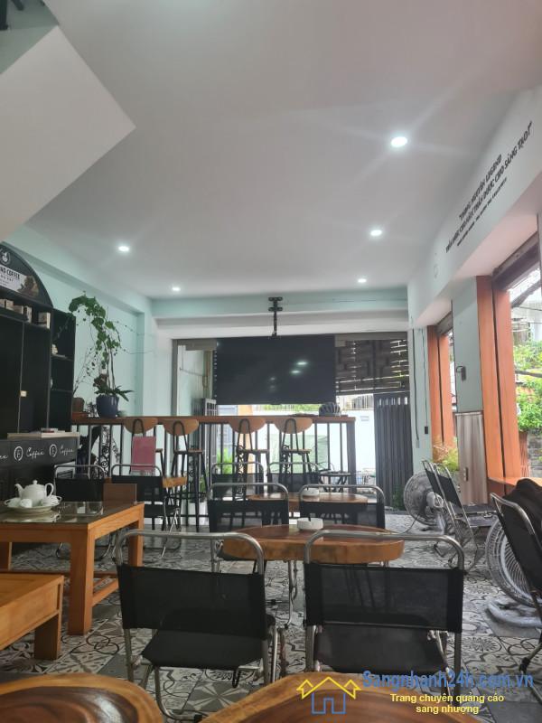 Sang quán cafe