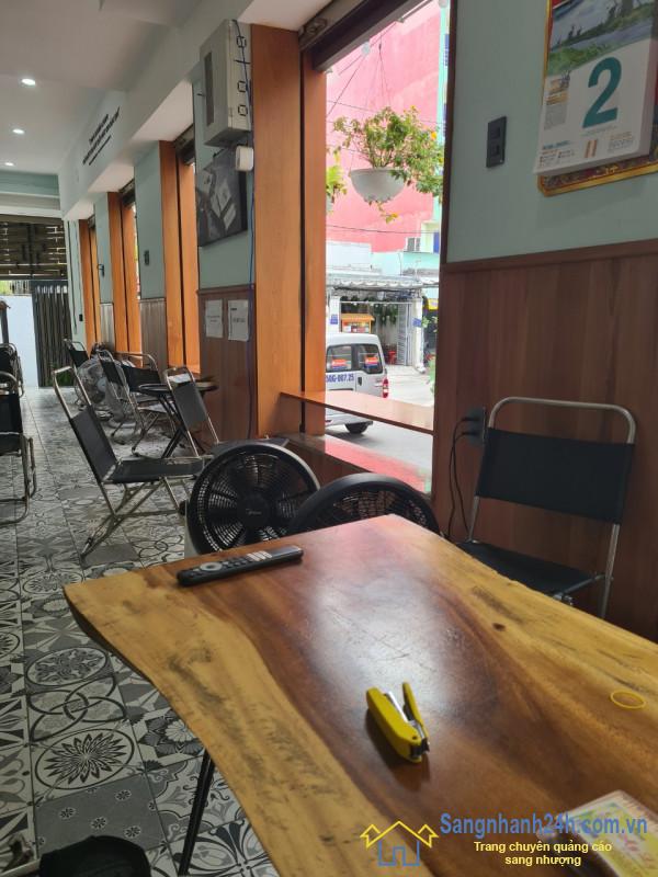 Sang quán cafe