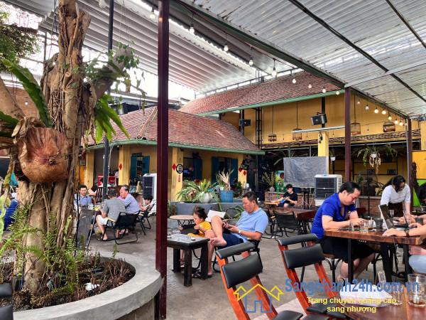 Sang quán cafe