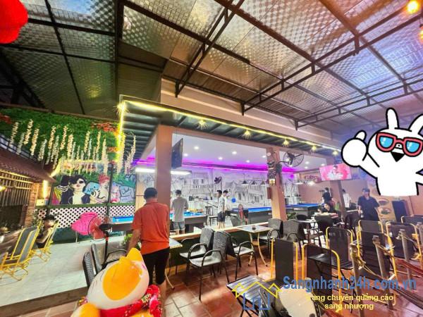 Sang quán cafe
