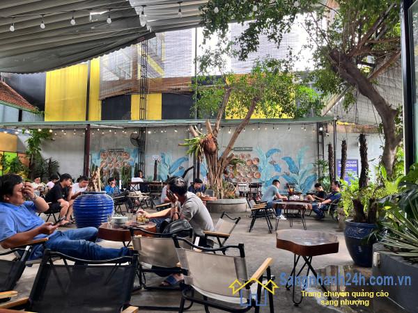 Sang quán cafe