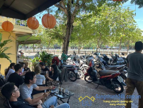 Sang quán cafe