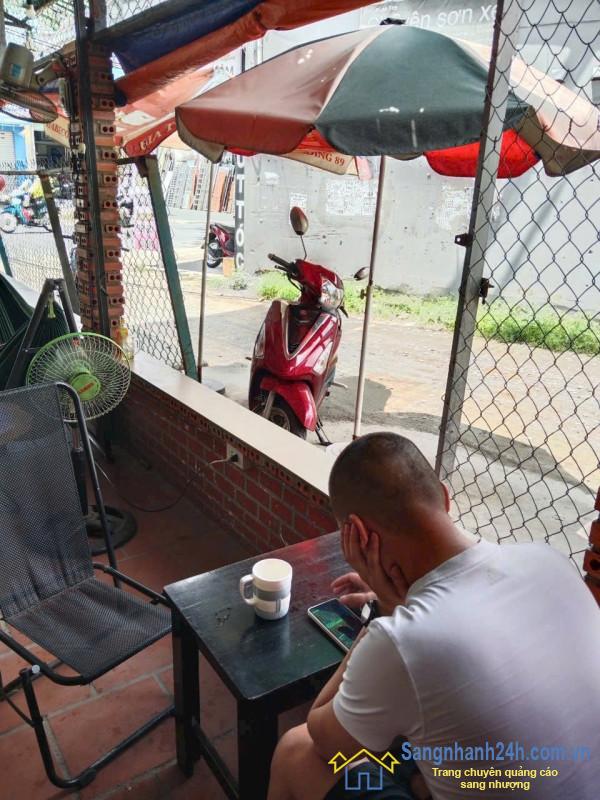 Sang quán cafe