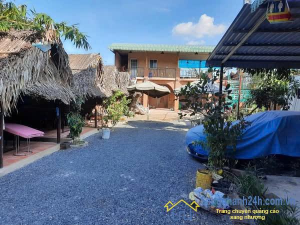 Sang quán cafe