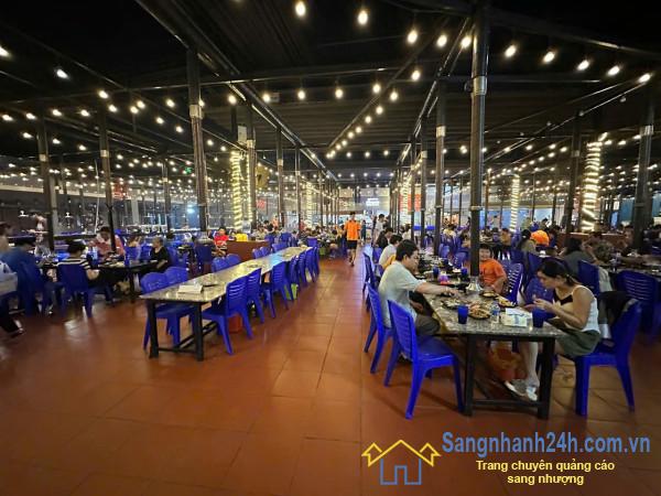 Sang nhà hàng