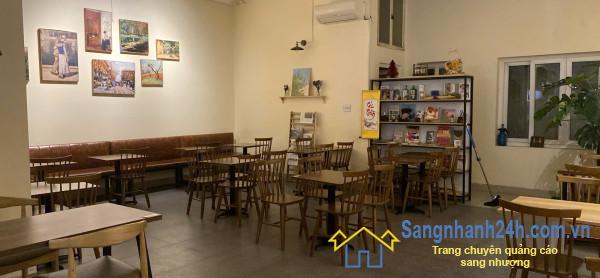Sang quán cafe