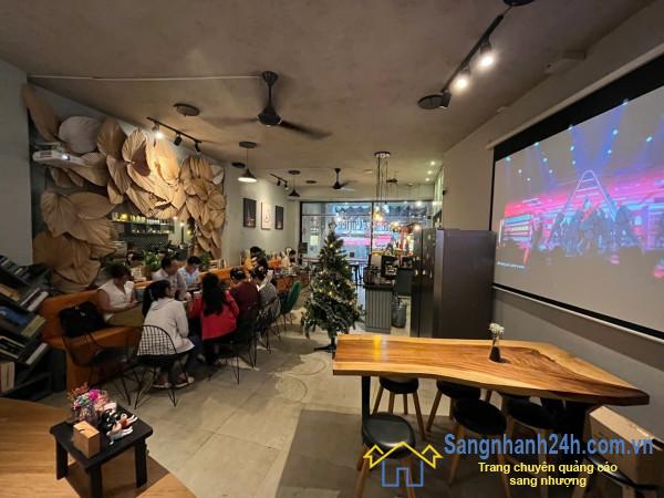 Sang quán cafe
