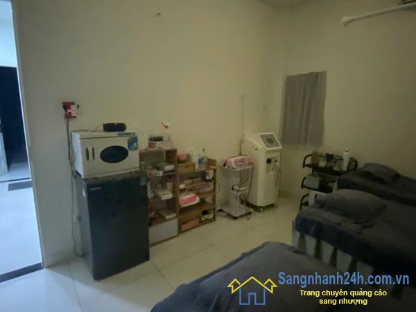 Sang tiệm tóc - nail