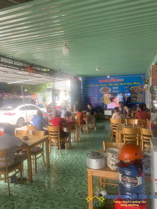 Sang quán cơm