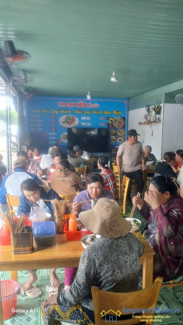 Sang quán cơm