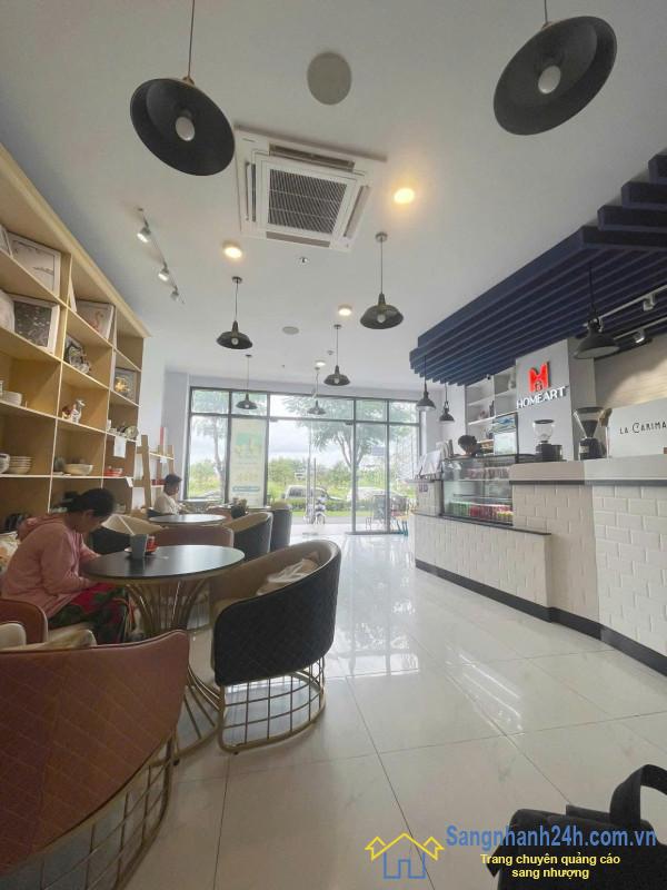Sang quán cafe