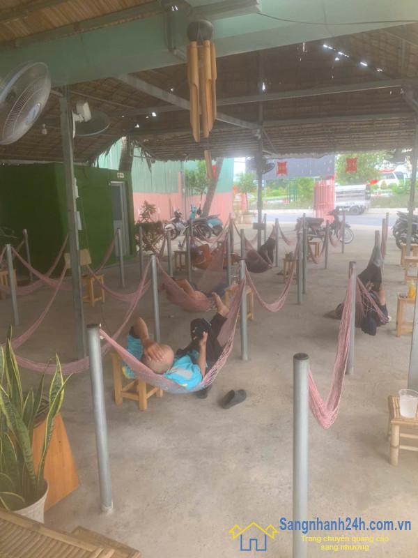 Sang quán cafe
