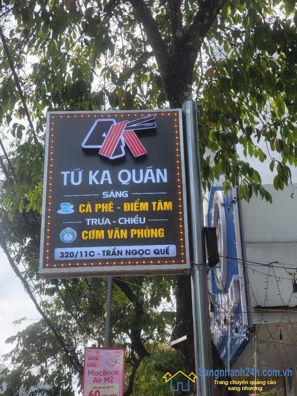 Sang nhà hàng