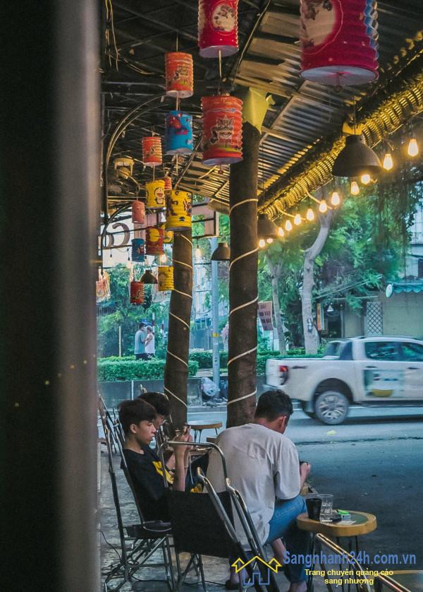 Sang quán cafe